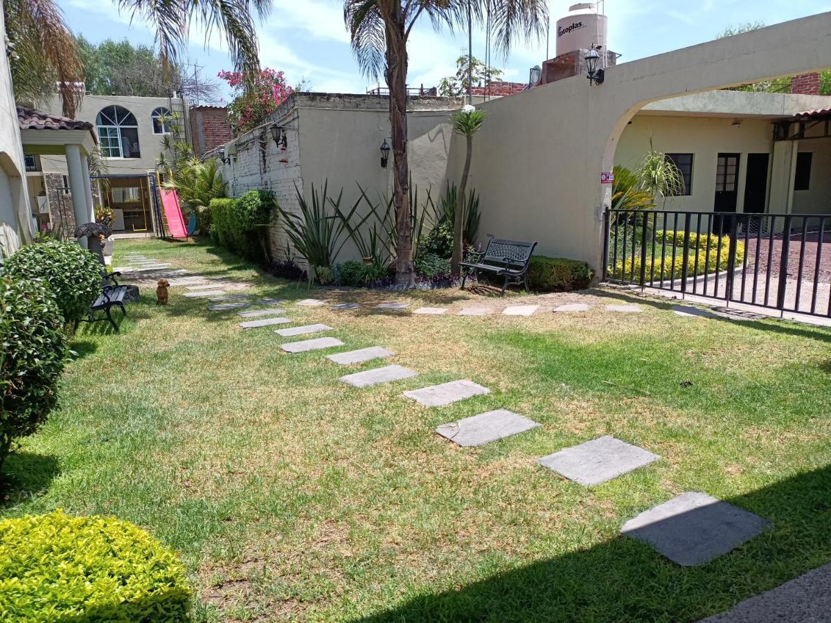 Estancia Santa Fe Celaya  Eksteriør billede
